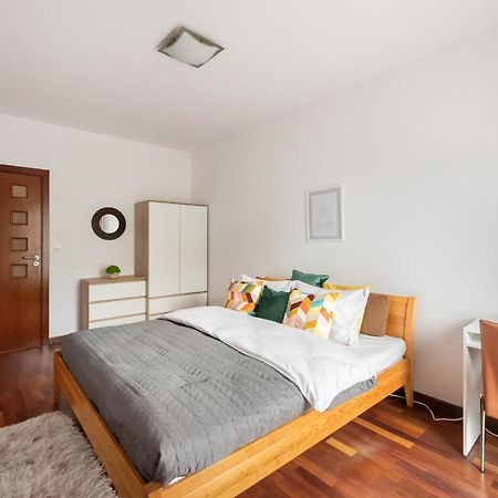 Wola Sunset Apartment Free Parking Варшава Екстериор снимка