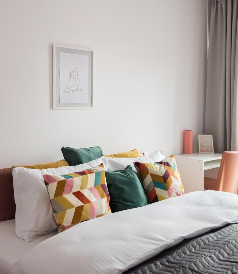 Wola Sunset Apartment Free Parking Варшава Екстериор снимка