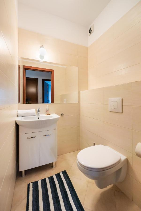 Wola Sunset Apartment Free Parking Варшава Екстериор снимка